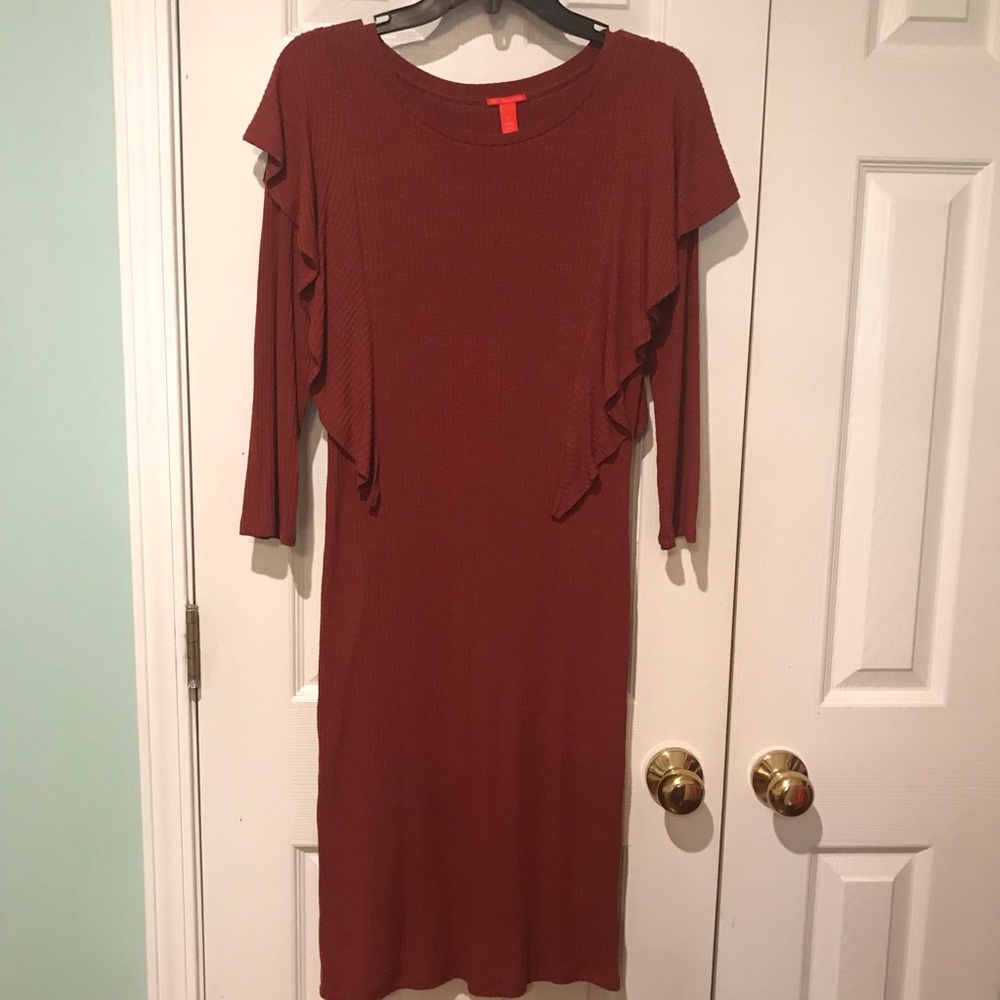 Chelsea & Violet ribbed ruffle dress
